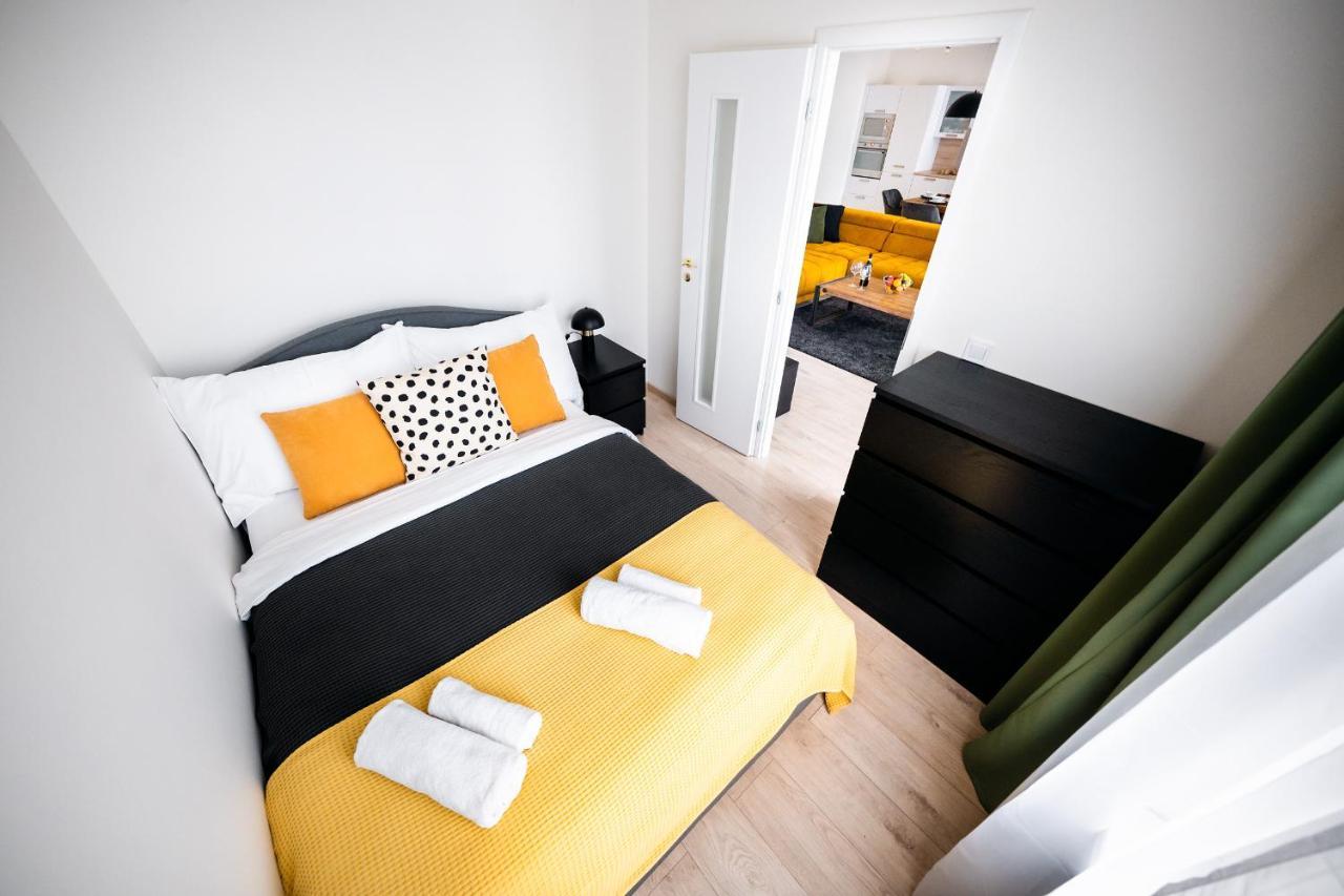 Centrum Apartments Pstrossova Prague Ngoại thất bức ảnh