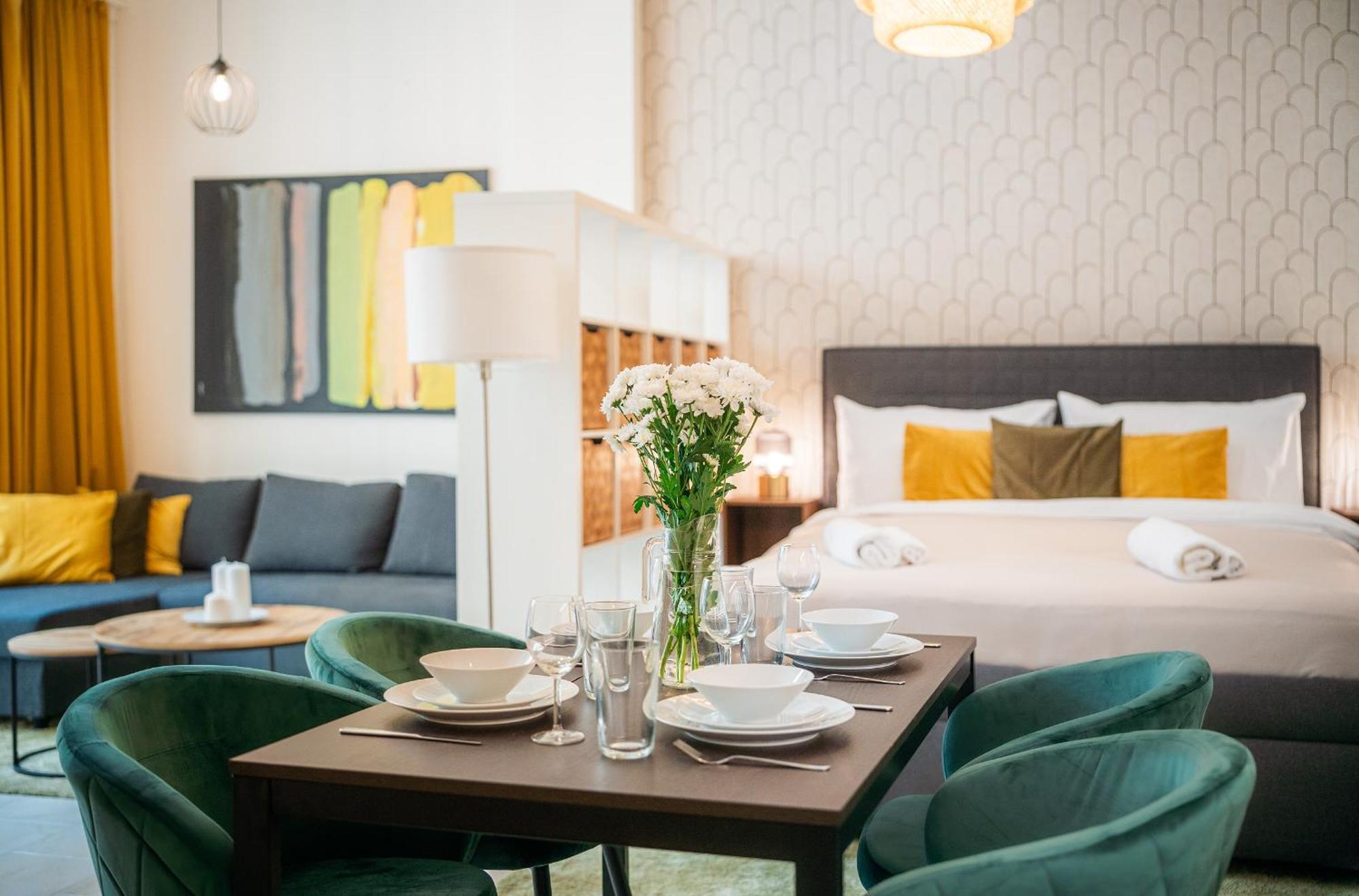 Centrum Apartments Pstrossova Prague Ngoại thất bức ảnh